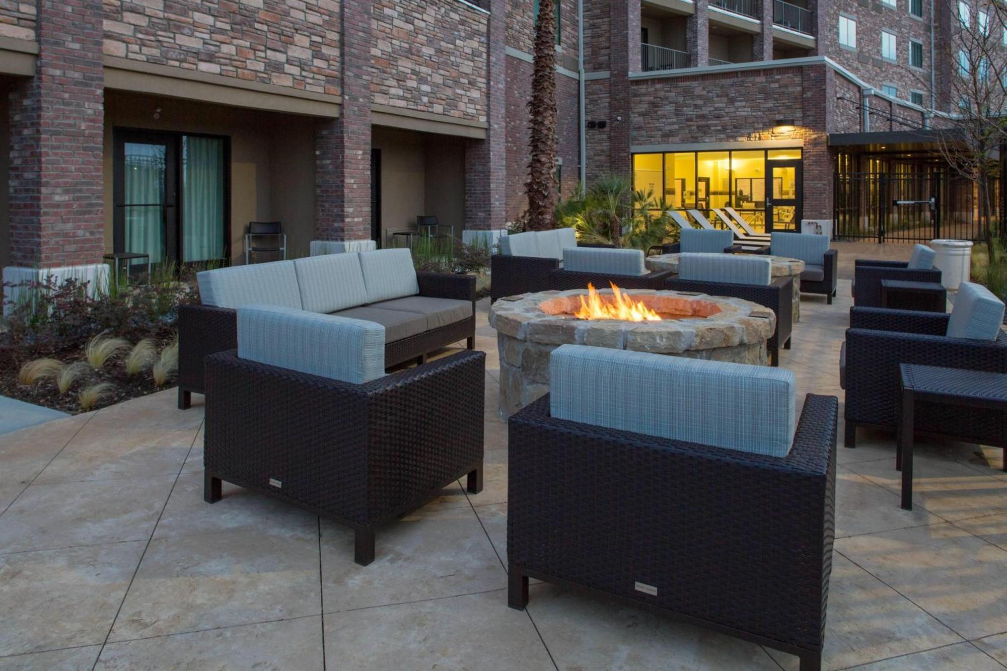Courtyard By Marriott Dallas Flower Mound Dış mekan fotoğraf